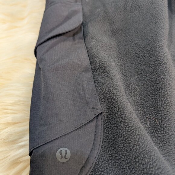 lululemon Women's Black Sherpa Utility Cargo Hiking Joggers - Picture 8 of 8